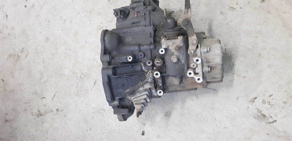 Toyota Carina E T19 1.6 Skrzynia biegów