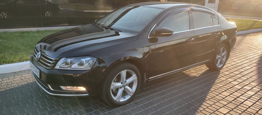 Продам Voltswagen PASSAT B7 2012 DIESEL