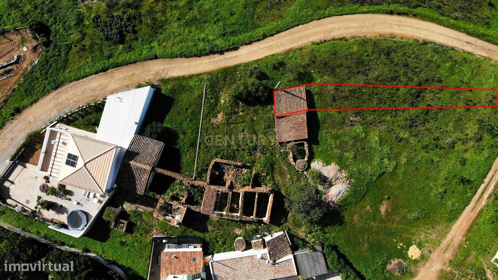 Terreno urbano no Sitio do Vale Rosado - Conceição de Tavira