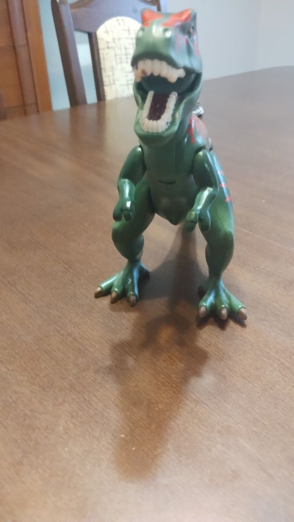 Zestaw Playmobil tyranozaur 22cm, quad, figurka chłopaka z aparatem