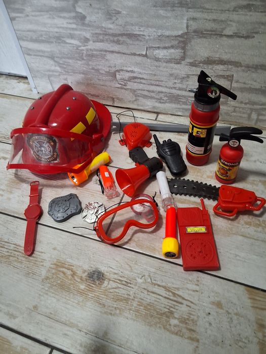 Продам дитячий набір пожежного рятівника