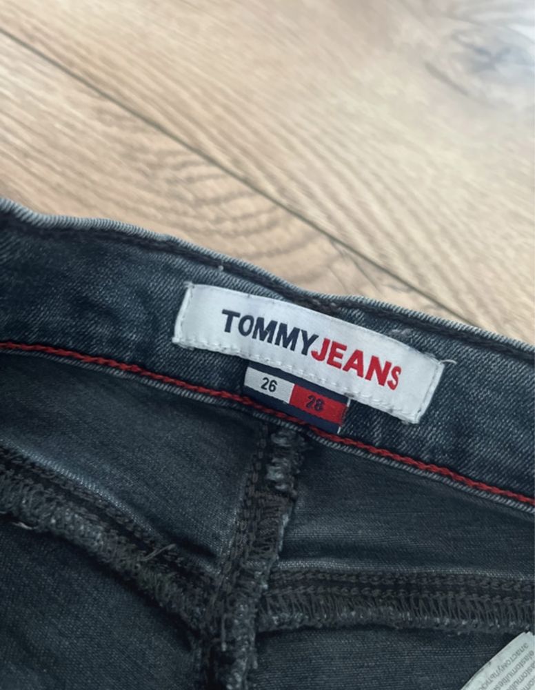 Tommy jeans 26/28 model sylvia high rise super skinny