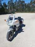 Mota BMW K100 clássica em ótimo estado