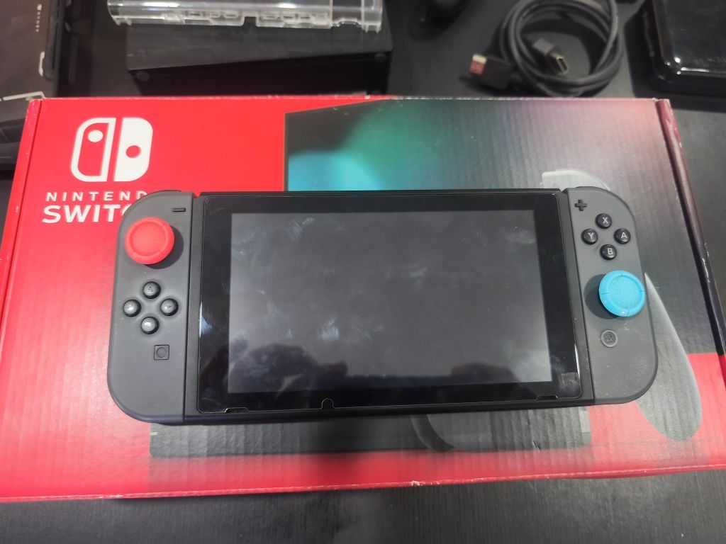 Switch V2 Completo | Cartão 128GB + Cartas Amiibo + Extras