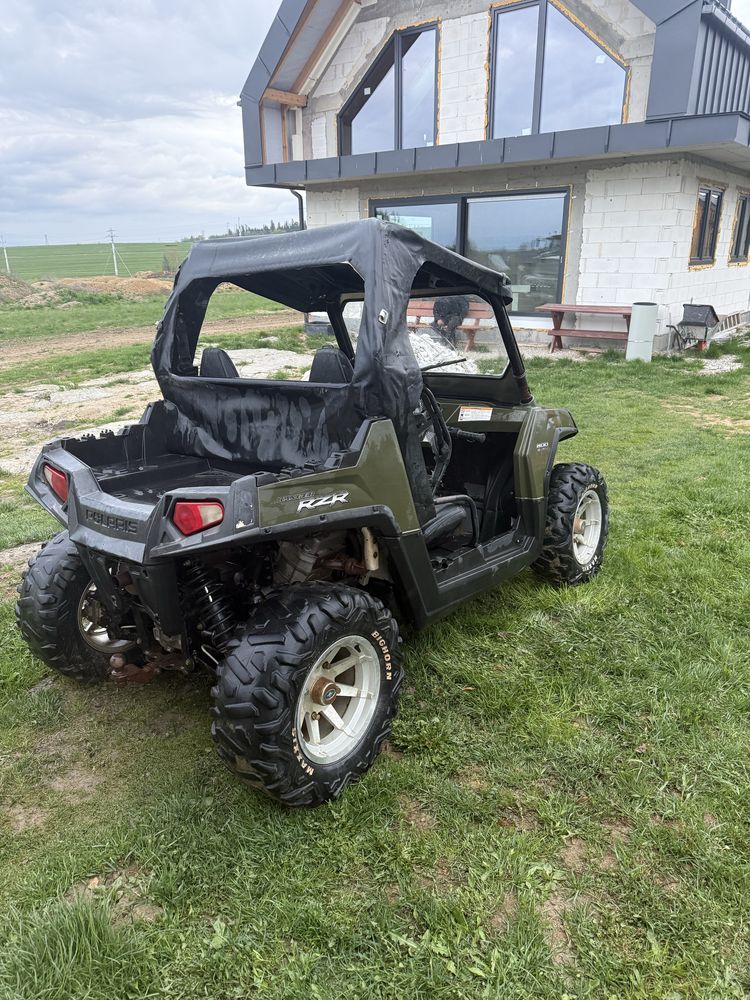Polaris RZR 800 buggy
