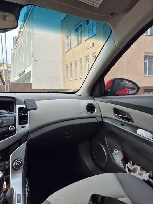 Chevrolet cruze 1,6 124 к.с. 2010