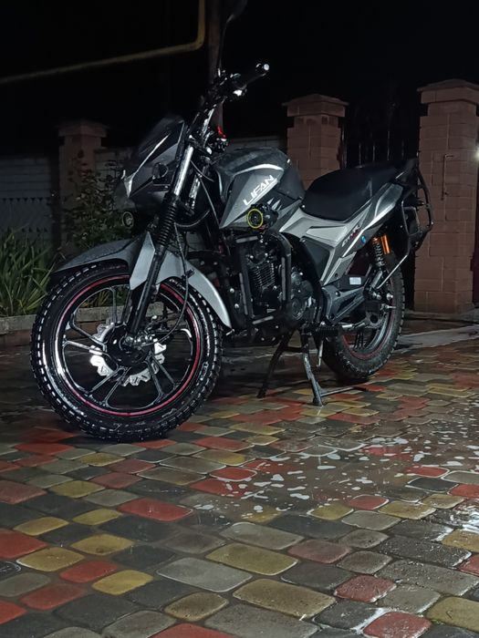 Мотоцикл lifan sitir 200