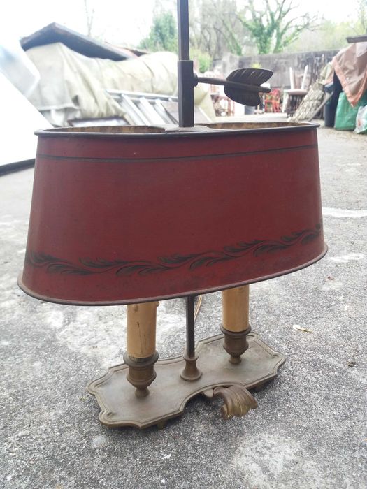 Candeeiro de mesa francês antigo