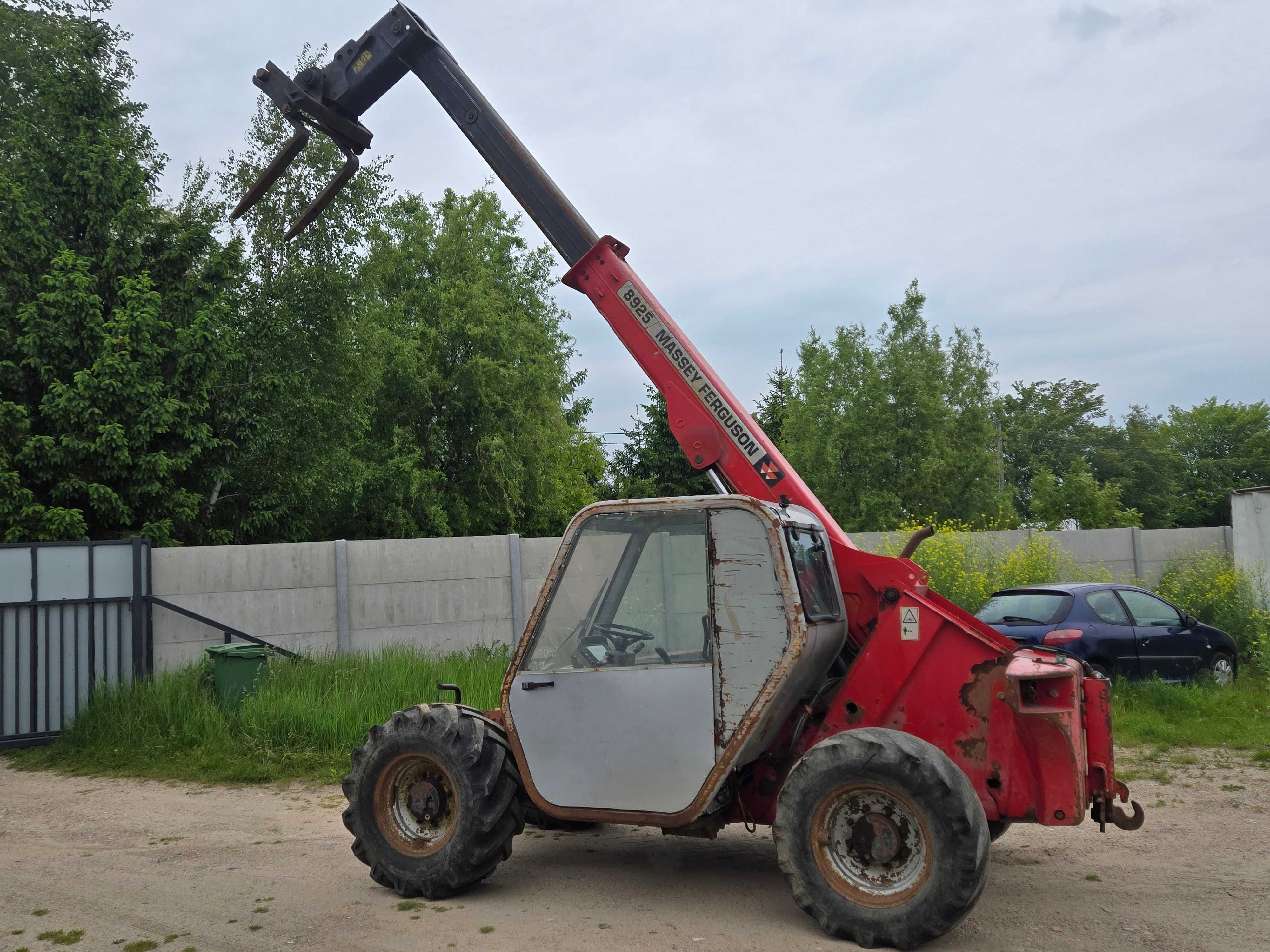 Ładowarka Teleskopowa Massey Ferguson 8925