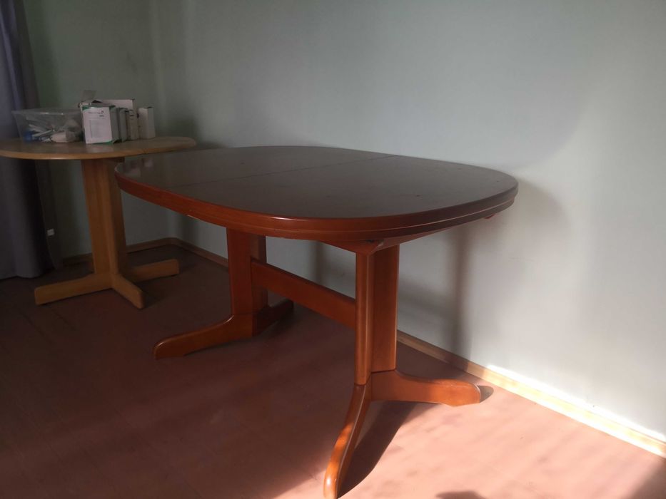 Stół drewniany, rozkładany