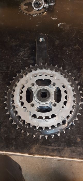 Mechanizm korbowy na kwadrat truvativ x-flow dl. 170