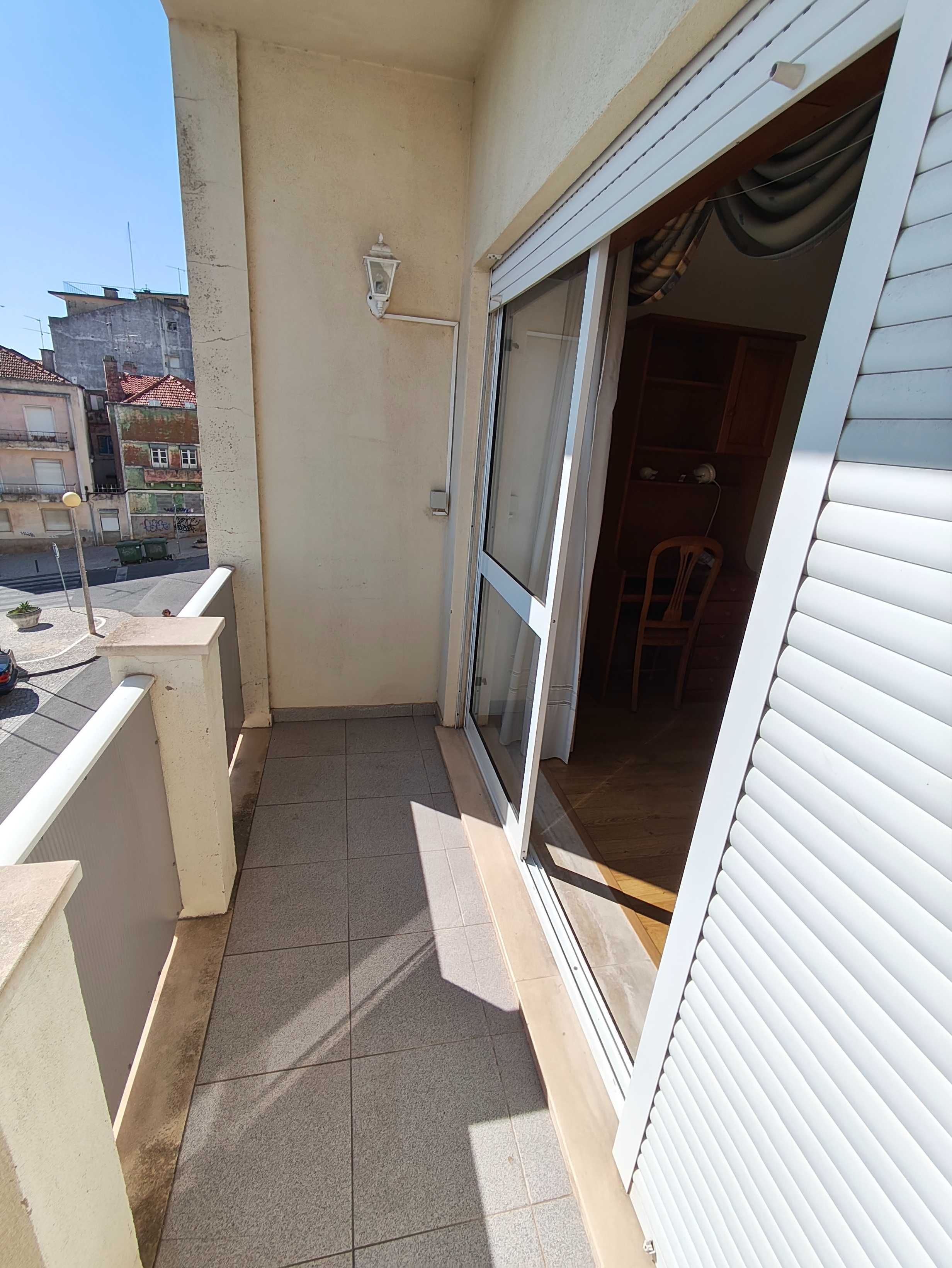 Arrendamento de quarto para Rapariga Estudante