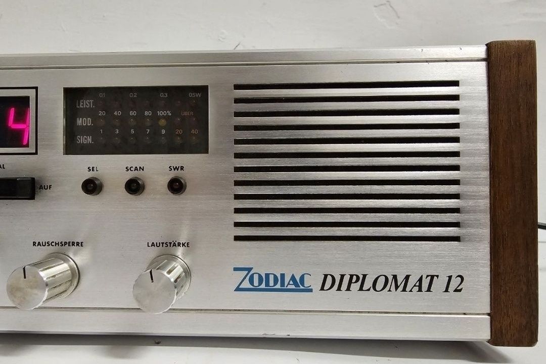 Radio Częstotliwość Dyplomat Zodiac 12