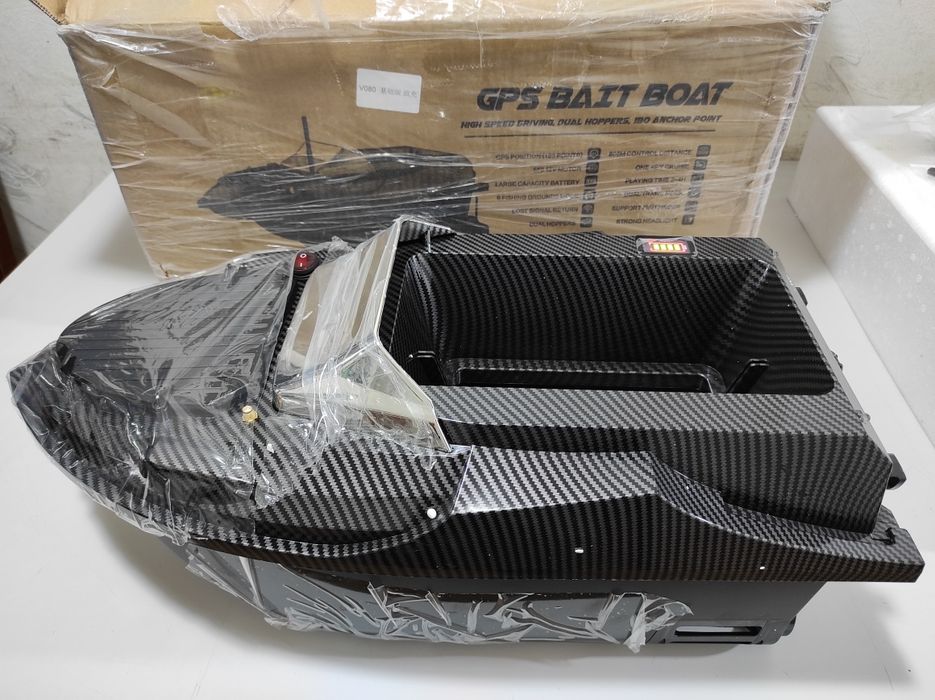 Flytec V080 GPS кораблик