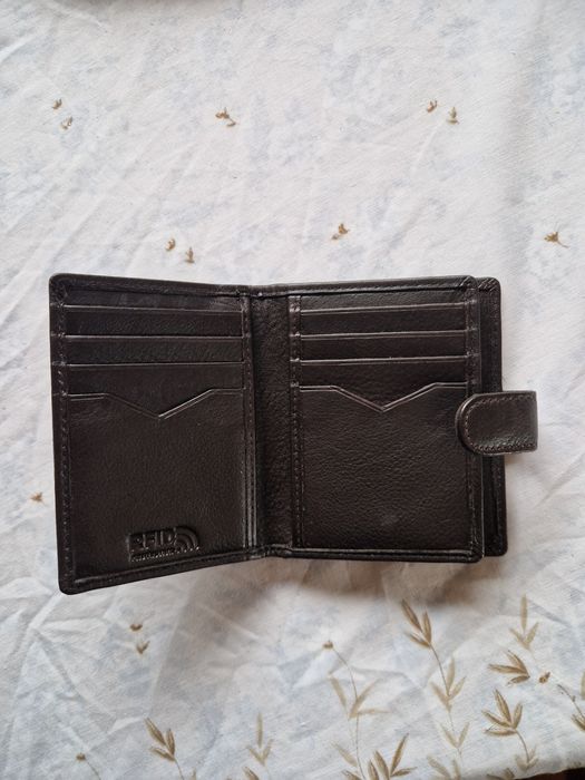 Carteira de cartoes para homem e mulher