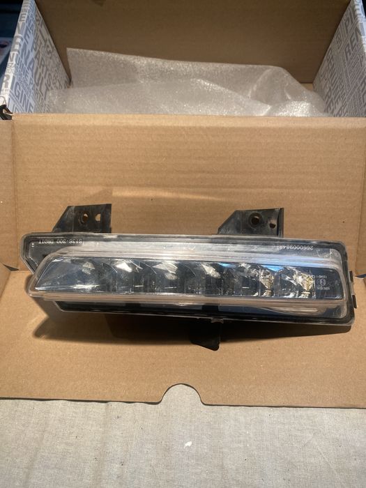 Farolim diurno esquero para renault clio