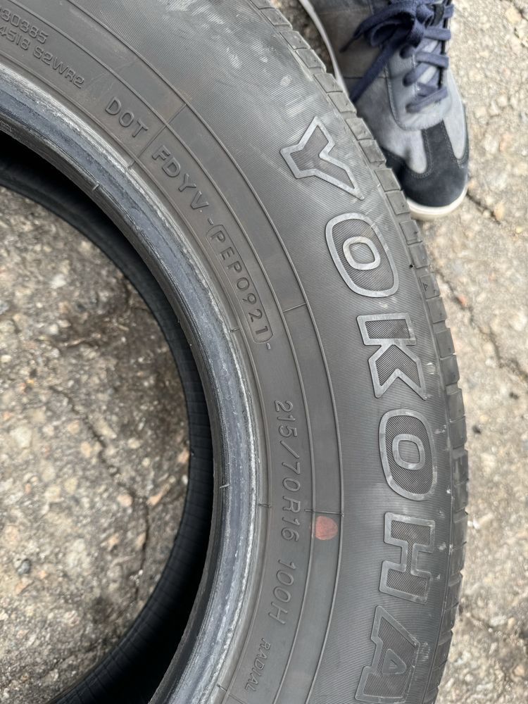 Yokohama geolandar G033 215/70 R16