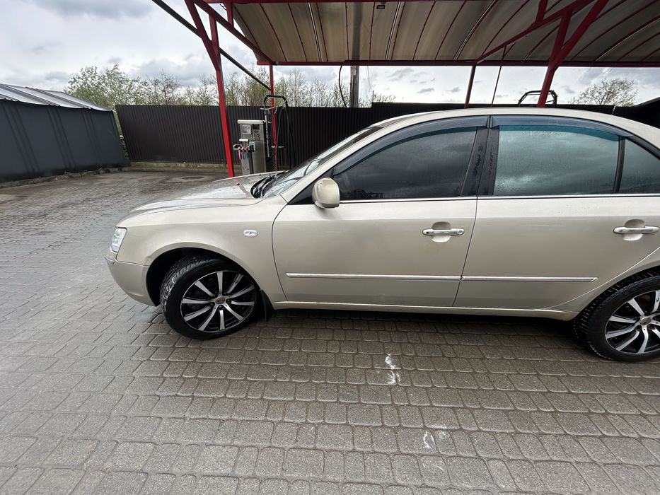 Hyundai Sonata NF
