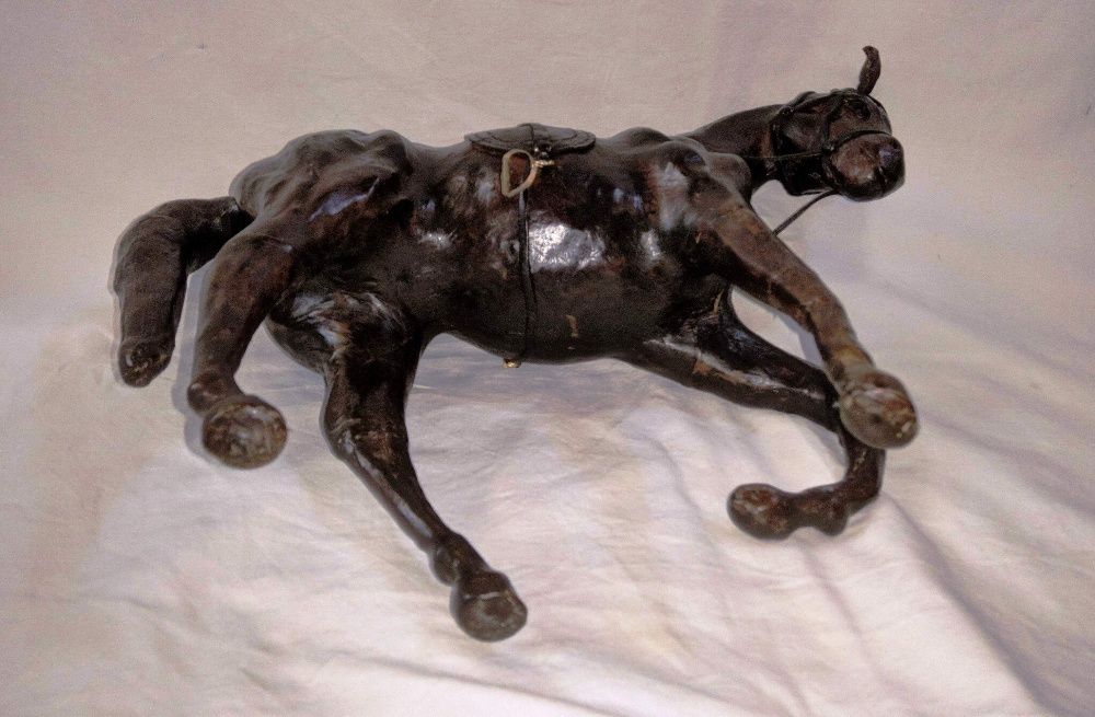 Escultura Cavalo Couro 2