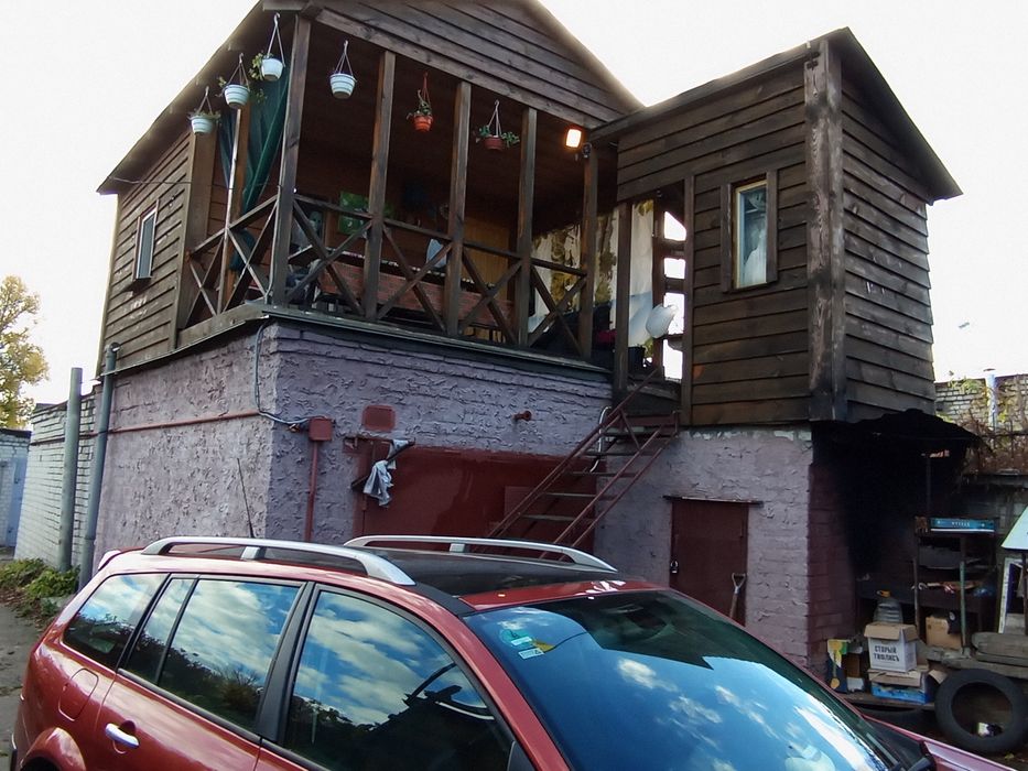 Продам жилой гараж