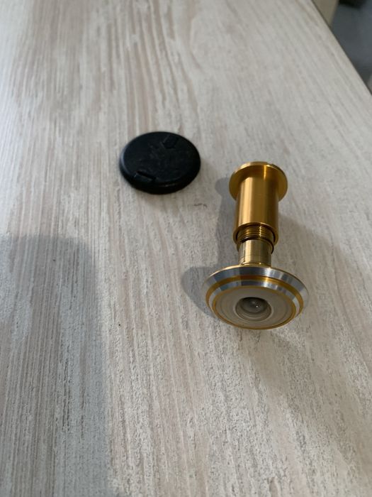 Продам дверне вічко глазок 30/55 б/у