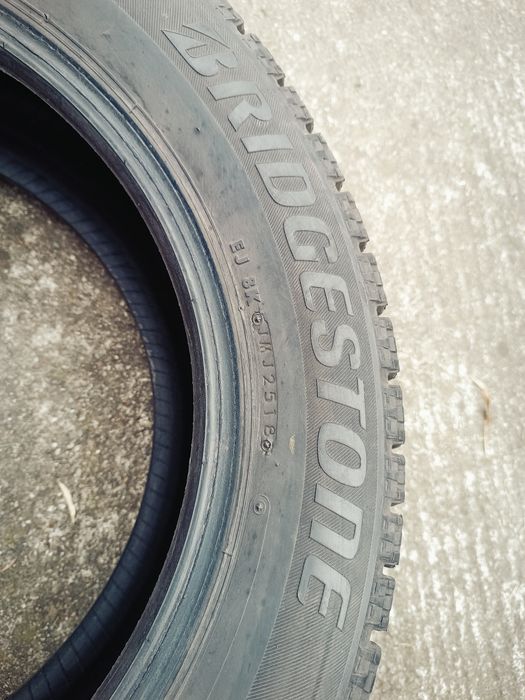 bridgestone blizzak vrx 205 55 16