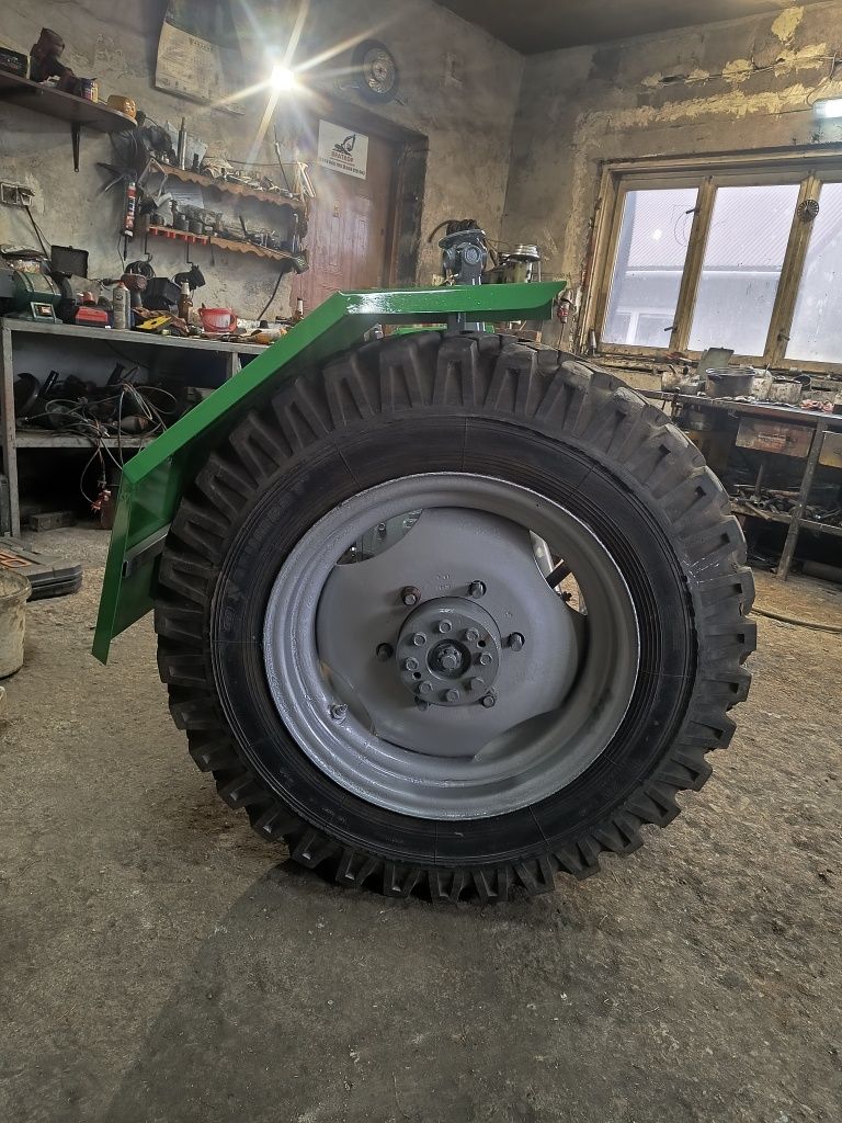 Przedni napędu ursus C 360 robur 4x4 3p 355