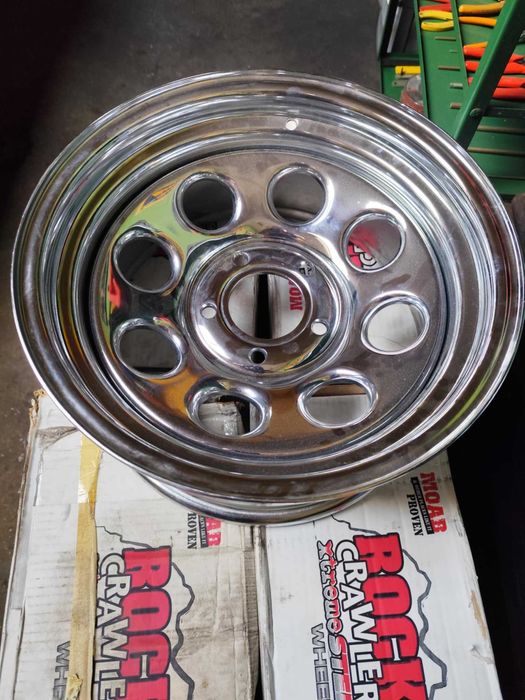 Jeep Grand Cherokee Wrangler nowe felgi chromowane 16x8