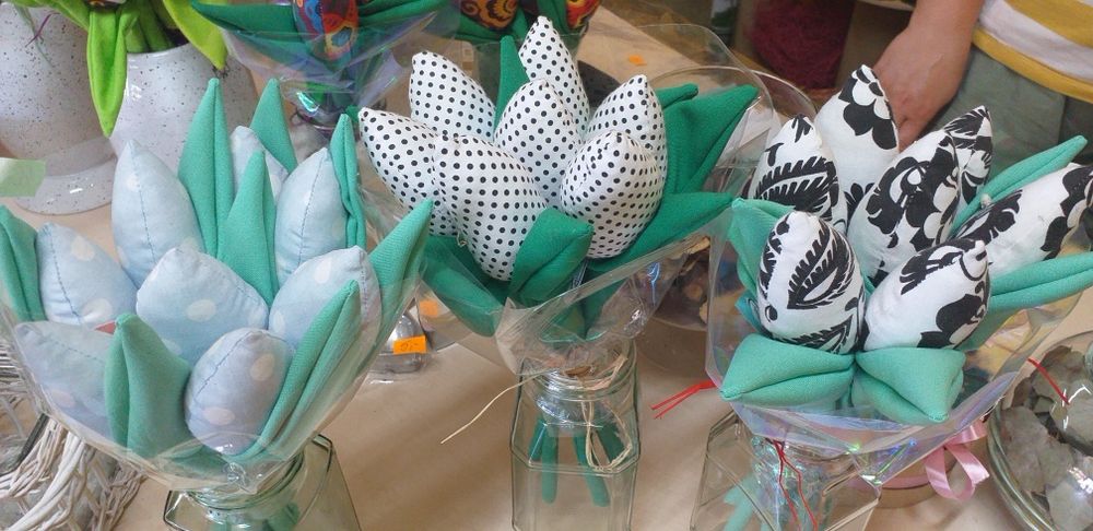 Bukiety szytych tulipanów po 7szt