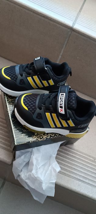 Jest nowy. Zamierzam połączyć te dwie rzeczy.