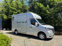 Renault Master  Koniowóz 3-osoby, 2-konie, AUTOMAT!!! nowa zabudowa.