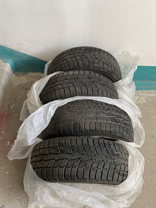 Автошина TOYO, зима, 185/60/14