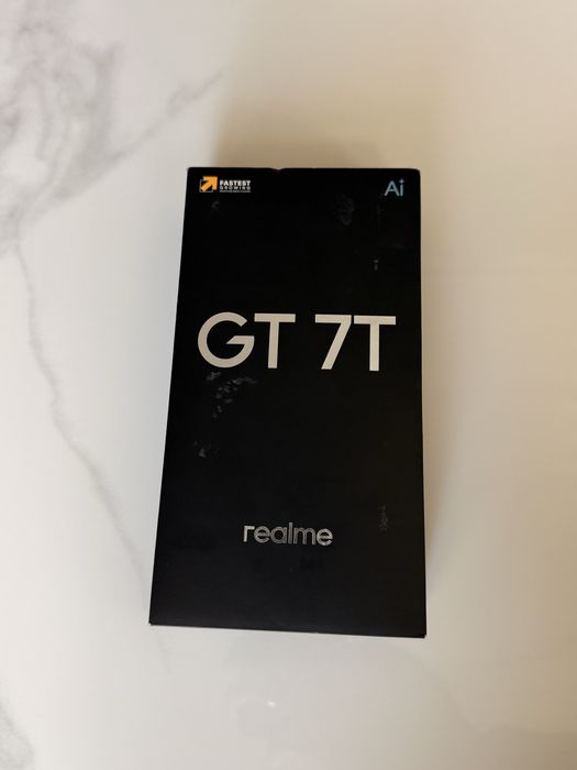 Смартфон realme GT 7T 12/256GB