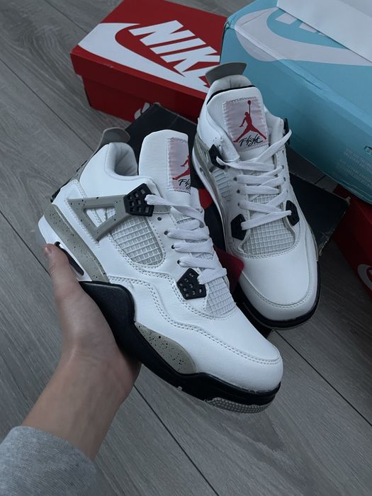Кросівки Nike Air Jordan Retro 4 White