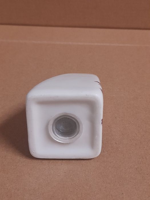 Saleiro ou pimenteiro de cerâmica