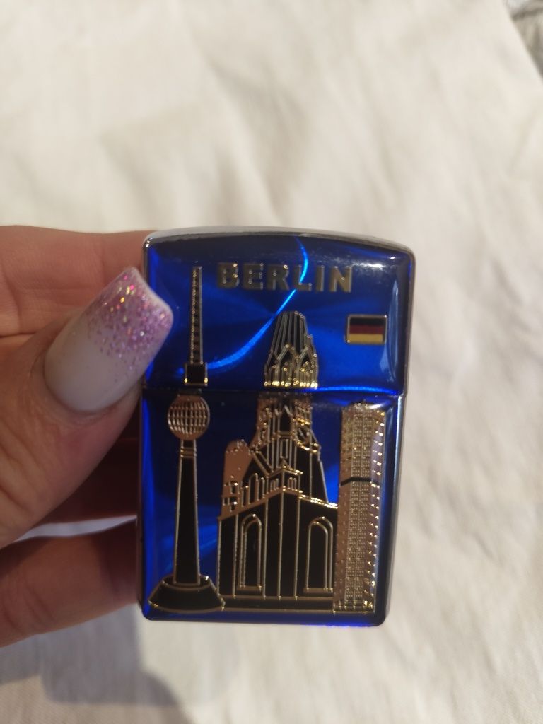 Zapalniczka Zippo  Berlin -benzynowa