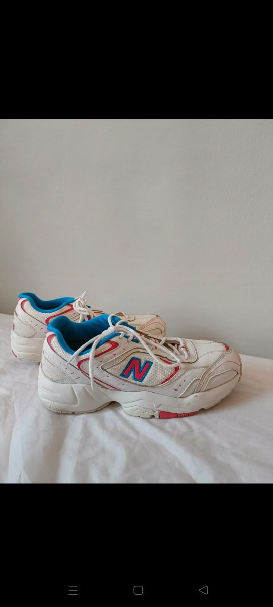 Buty New Balance 452 rozmiar 40
