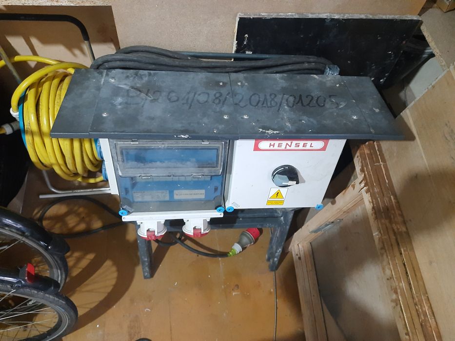 Tablica budowana Hensel wraz kablem 20 m