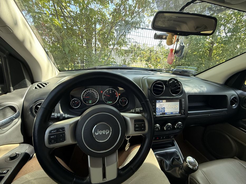 Jeep Compass 2.2 CRD рідка комплектація