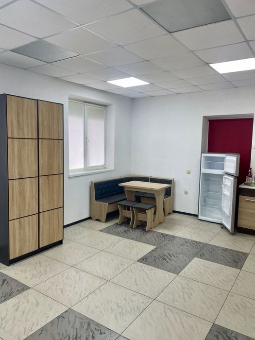 Оренда!Окремий вхід, можна з тварин. кв. в центрі м. Стрий . 1 поверх