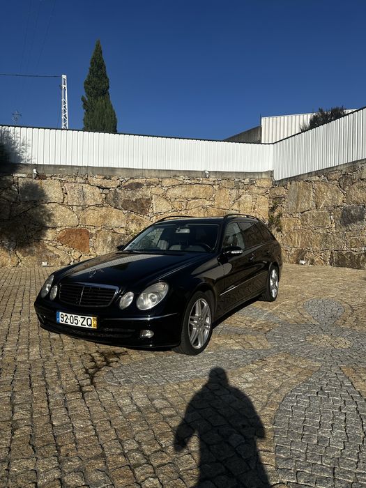 Mercedes-Benz E270 AVANTGARDE