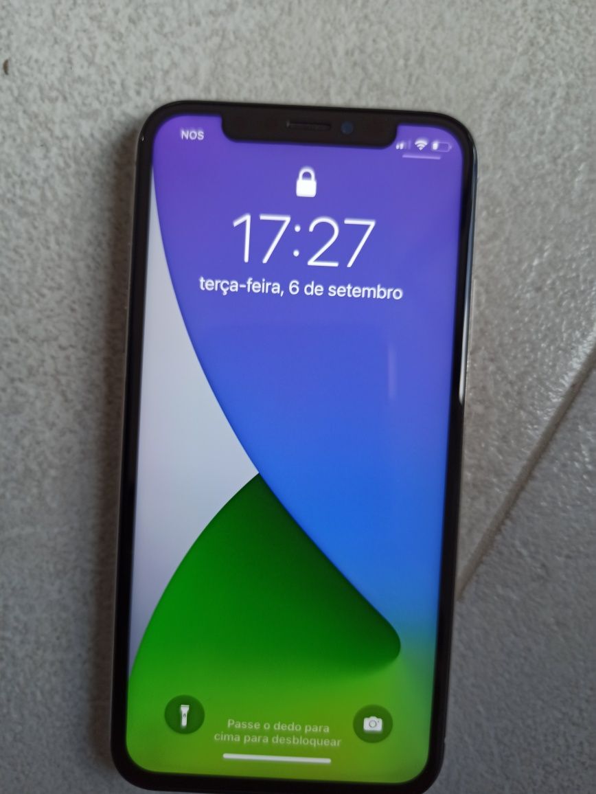 Iphone  xs   64gb como novo