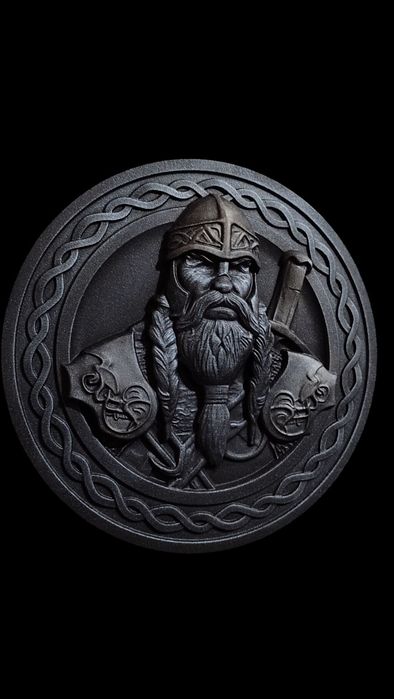 Вікінг - панно з дерева, подарунок чоловіку