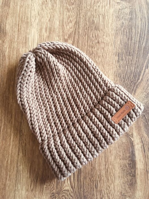 Nowa brązowa czapka z wełną Merino handmade