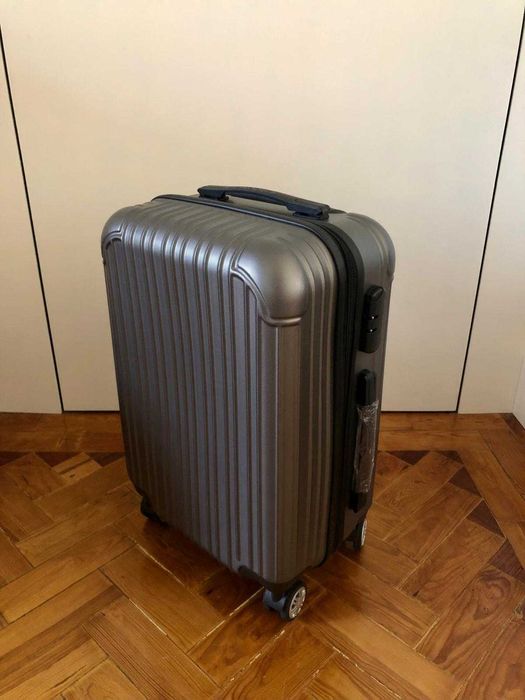 VENDO: Mala de Cabine Japão, cor cinza