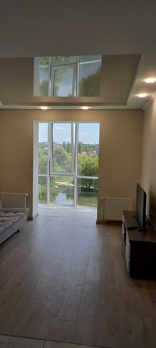 Квартира Погодинно/Подобово. Новобудова біля центру!