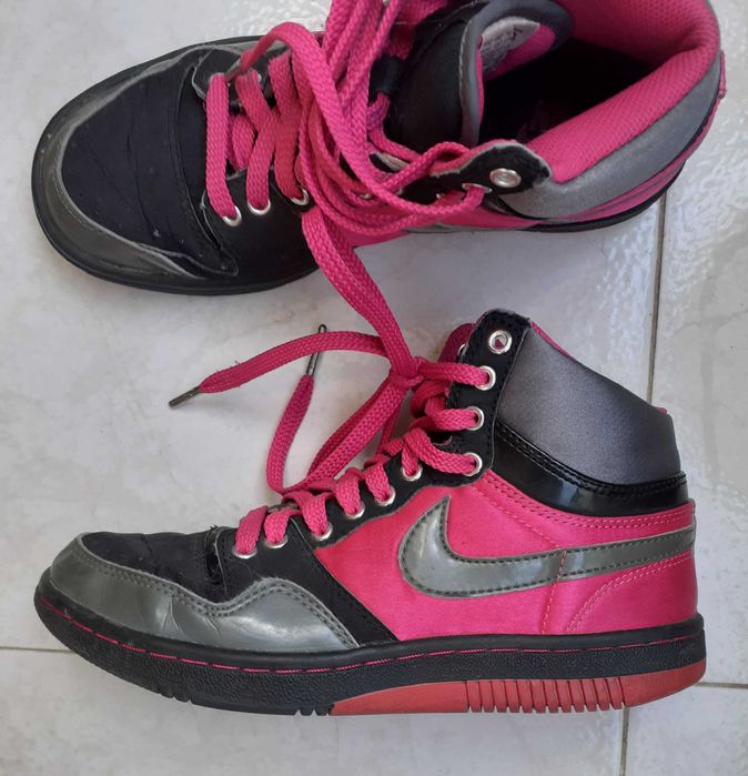 Nike Botas, quentes e confortáveis