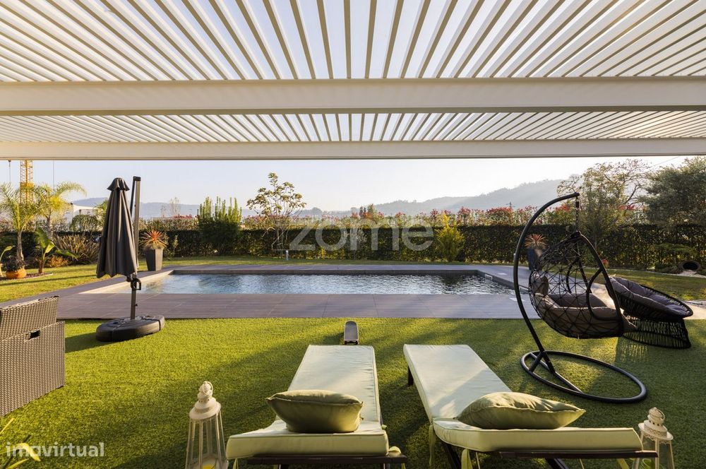 Moradia Térrea T3 + 2 de luxo em Figueiredo - Braga