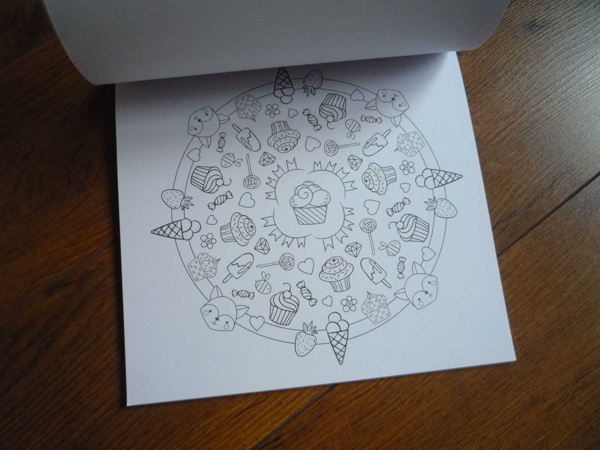 Mandala 20x20cm Kolorowanka torty lody ciasteczka desery