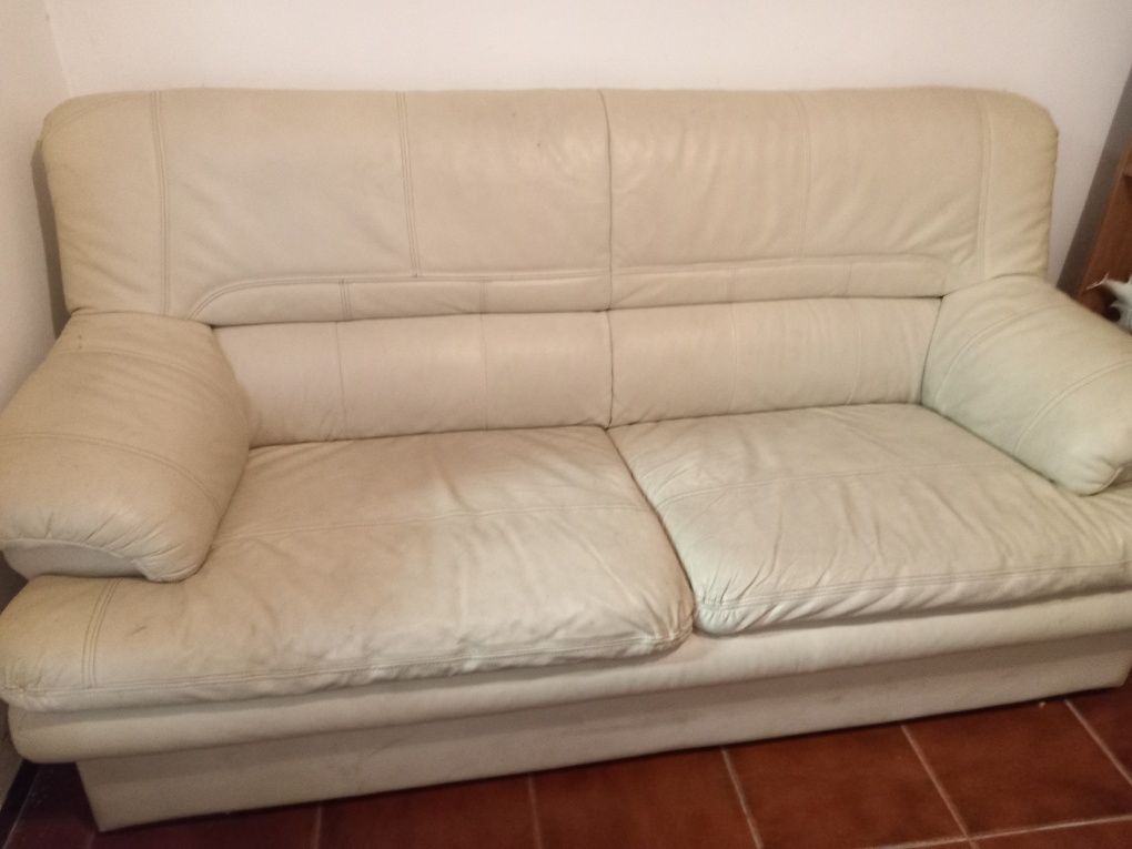 Sofa de dois lugares